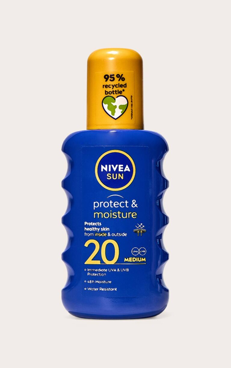 PrettyLittleThing Women's Nivea Sun Protect & Moisture Sun Lotion Spray SPF 20 200ml, White One Size